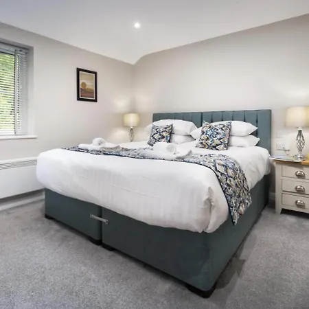 3 Bed In Oc-c29820 Holiday home *